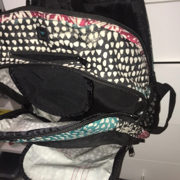 Roxy back pack ( used) - Picture 5 of 7
